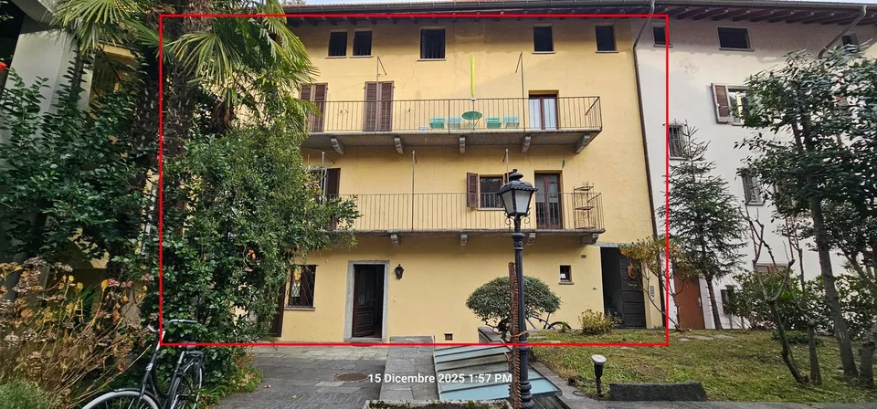Accogliente monolocale con balcone a Losone