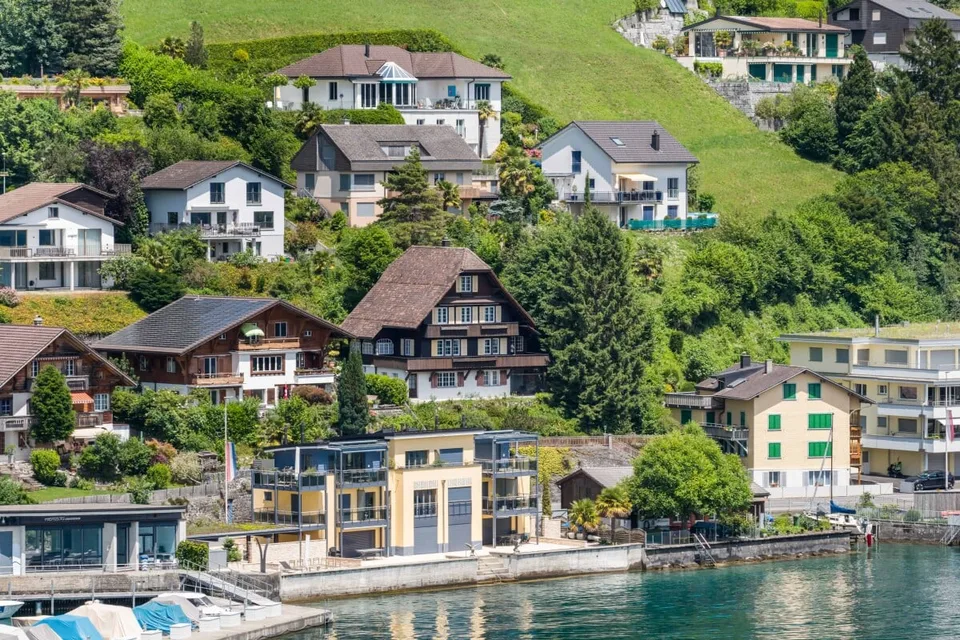Einmalige Seeliegenschaft mit aussergewöhnlichem Entwicklungspotenzial