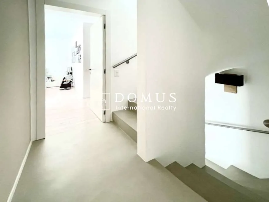 Moderne Maisonette mit drei Etagen zum Verkauf