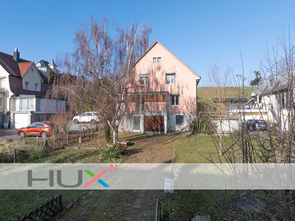 Älteres, freistehendes 5,5-Zimmer-Einfamilienhaus in Büsingen auf grossem Grundstück