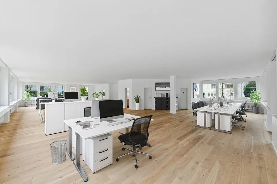 Moderne ausgebaute Praxisräume mit Garten - 210 m²