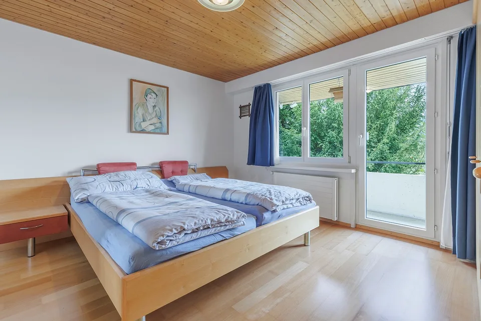 Maison familiale avec annexe sur un terrain ensoleillé
