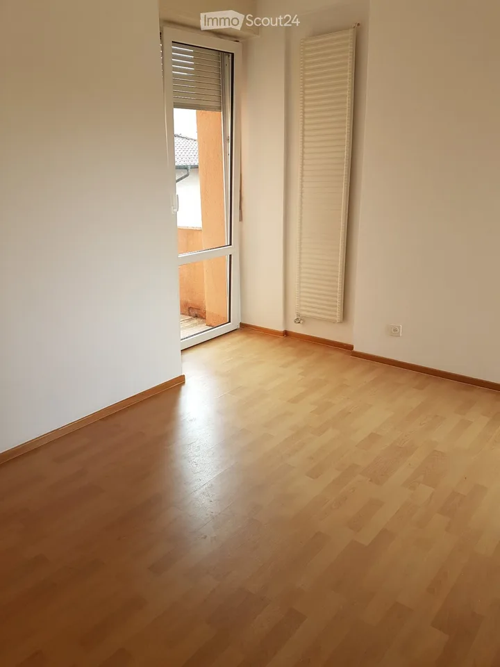 Mietimmobilien Vacallo - Verschiedene Grundflächen (3 und 4 Zimmer) – Foto 4 von 5
