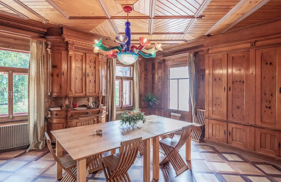 Villa "Belle Époque" – historic jewel in a park-like setting