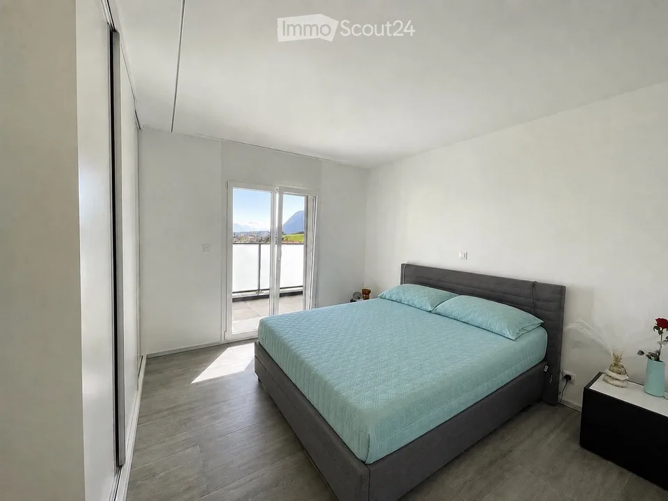 Bellissima villa moderna di 5,5 locali con vista
