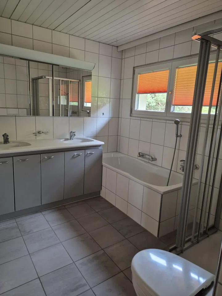 Charmant maison de famille 5.5 pièces avec jardin spacieux à Lichtensteig