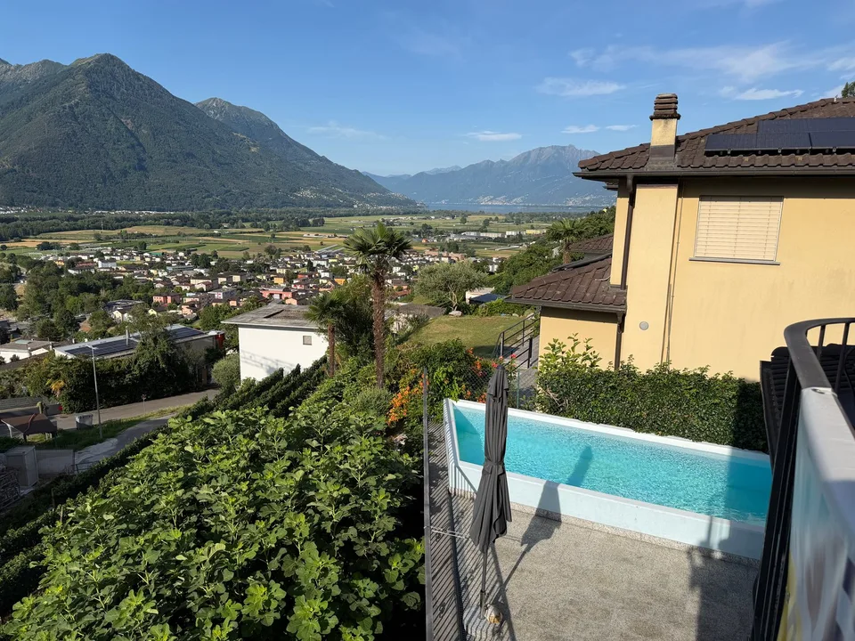 VENDESI A CUGNASCO - Bella casa unifamiliare di 5.5 loc. in buonissimo stato - Schönes 5.5 Zi.-Haus – photo 21 sur 25