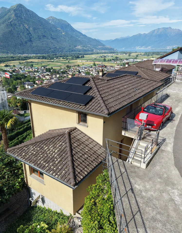 VENDESI A CUGNASCO - Bella casa unifamiliare di 5.5 loc. in buonissimo stato - Schönes 5.5 Zi.-Haus – photo 24 sur 25