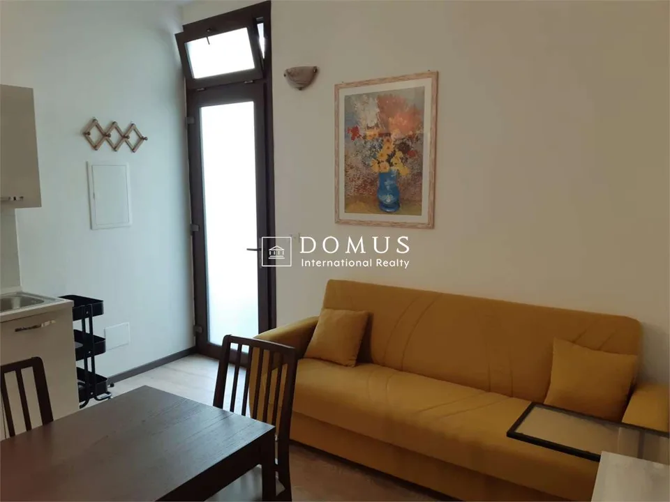 Zentrale und möblierte 2.5-Zimmer-Wohnung