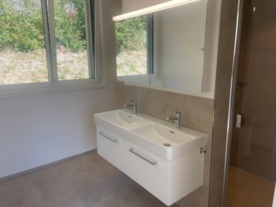 4.5-Zimmer-Doppeleinfamilienhaus an einzigartiger Hanlage – Foto 14 von 40