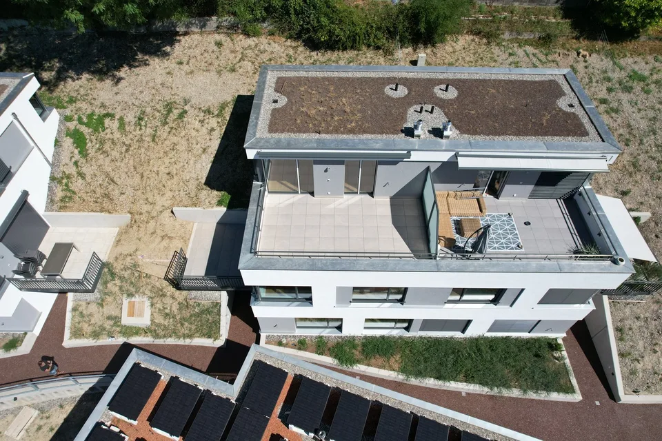 4.5-Zimmer-Doppeleinfamilienhaus an einzigartiger Hanlage – Foto 5 von 40