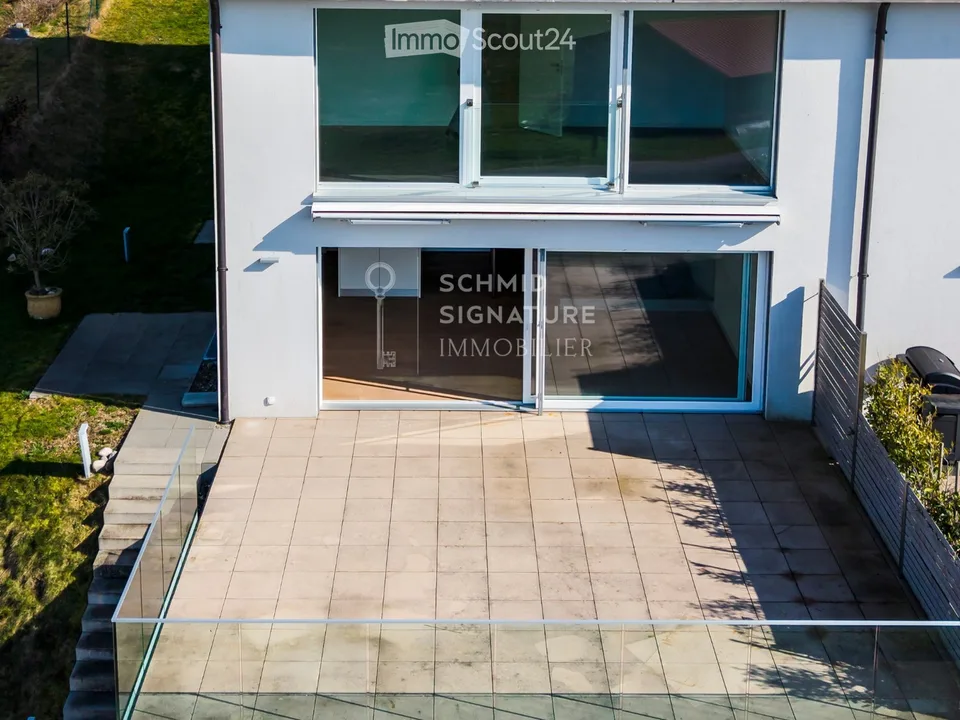 Modern semi-detached house with 6 rooms in Aran – available immediately