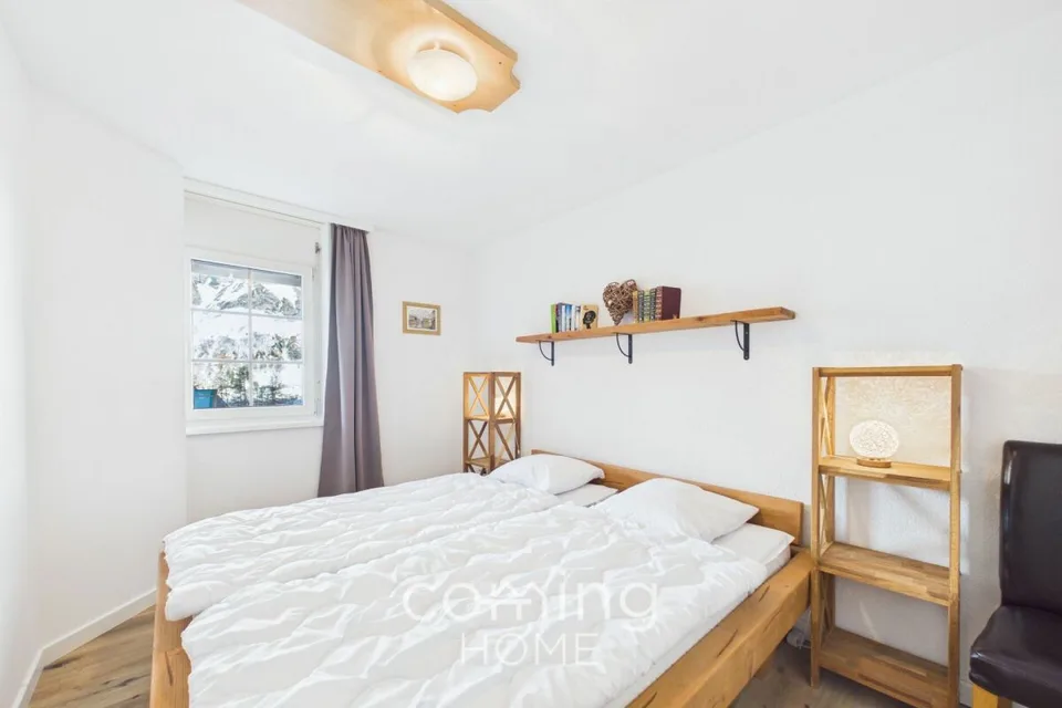Right by the slopes and the thermal spa - fully refurbished 3.5-room flat with panoramic mountain views in Leukerbad