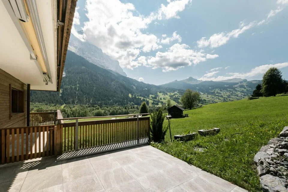 Grindelwald: Ruhige 3.5-Zimmer-Ferienwohnung mit Balkon und Gartensitzplatz – Foto 22 von 25