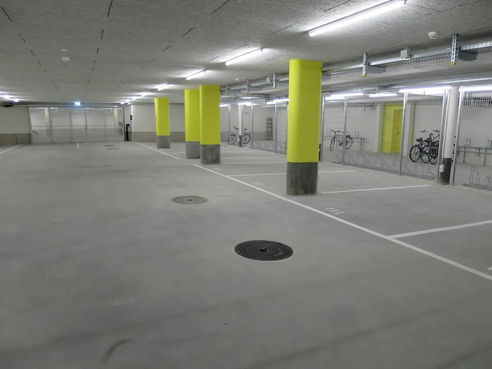 Einstellhallenplatz für Oldtimer und Liebhaberfahrzeuge