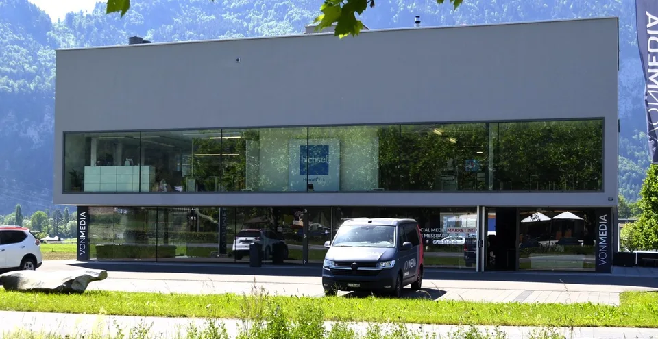 Moderne Geschäftsräume an der Seestrasse 107 im 1. OG