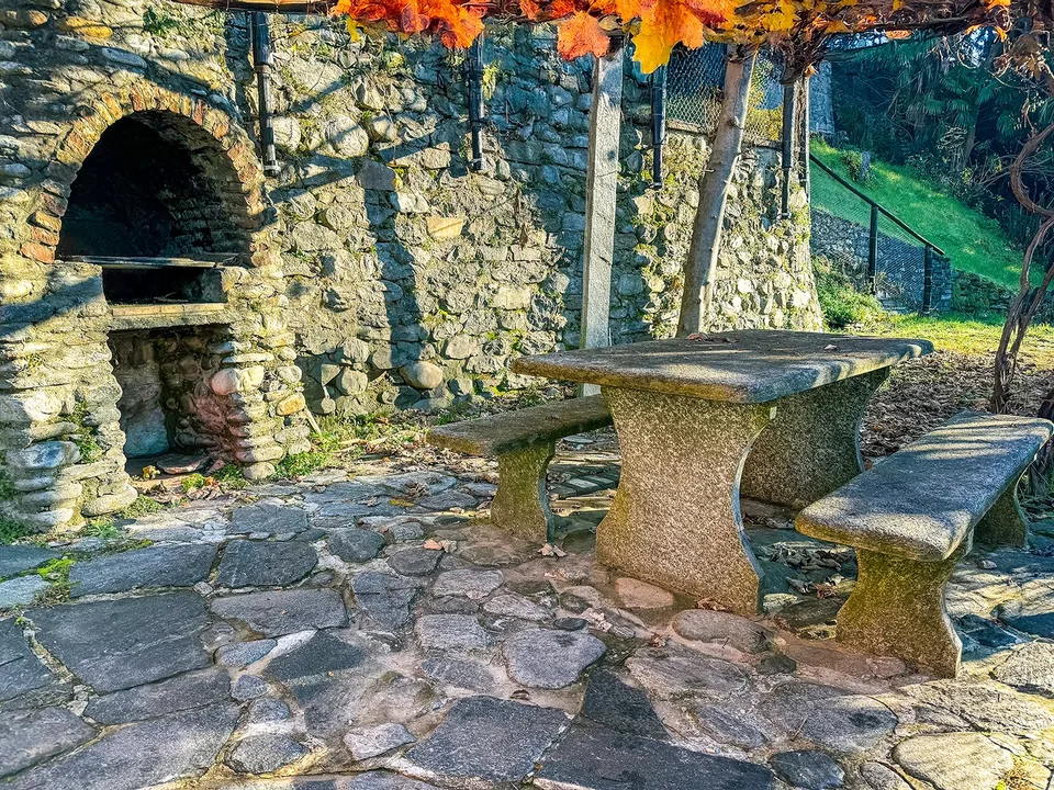 Ferienhaus am Fluss Maggia
