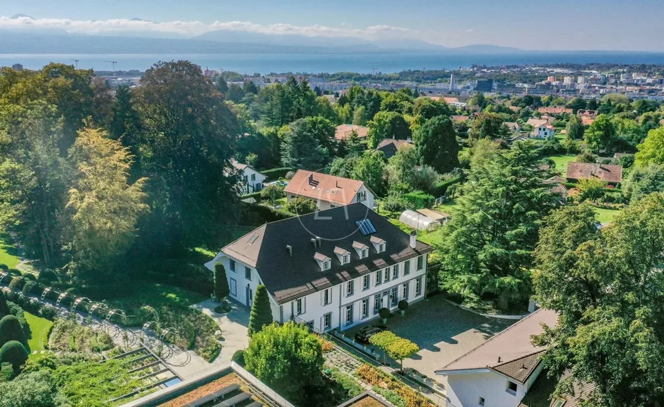 Somptueuse propriété du 19ème siècle aux portes de Lausanne