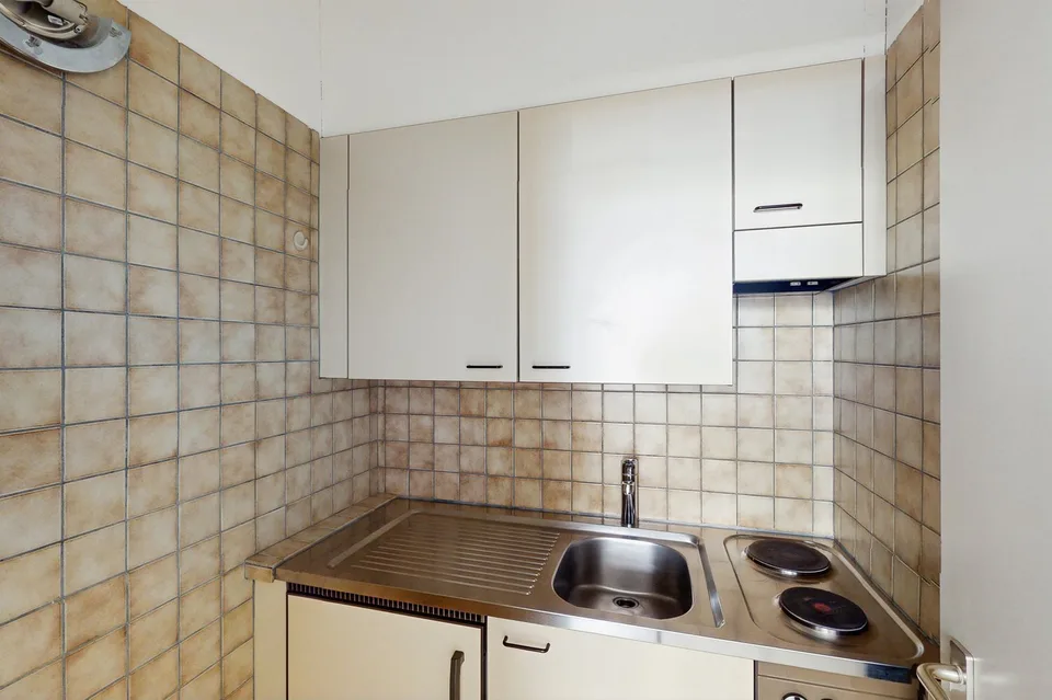 Spazio commerciale di 125m2 al pianterreno - ccessibilità strategica a Manno – foto 16 di 21