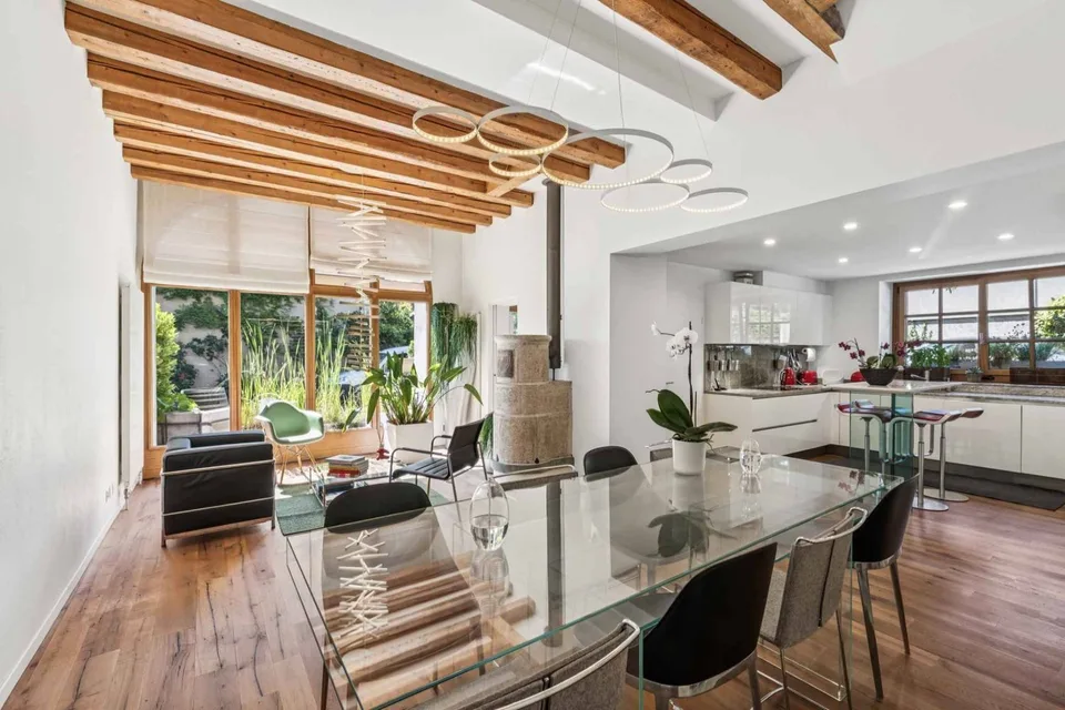 9 Zimmer Einfamilienhaus in Soral – Foto 2 von 12