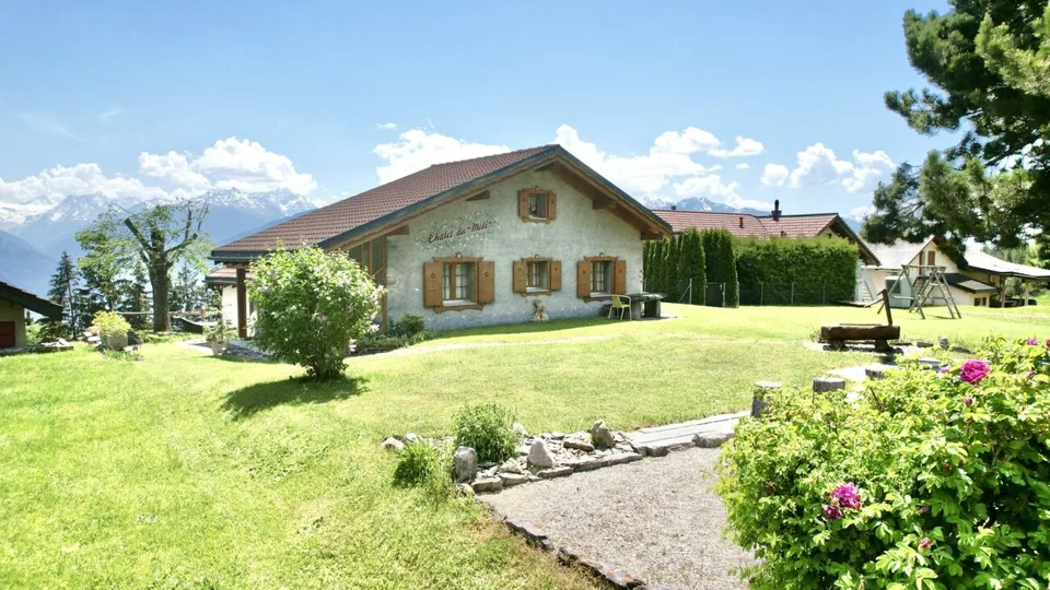 4.5 Zimmer Chalet in Savièse – Foto 1 von 23