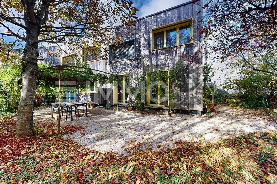 RÉSERVÉE - Villa darchitecte avec appartement indépendant
