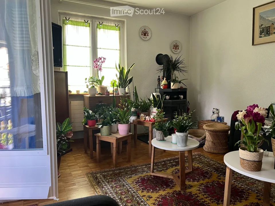 Familienvilla mit Garten und großzügigen Räumen in Porrentruy