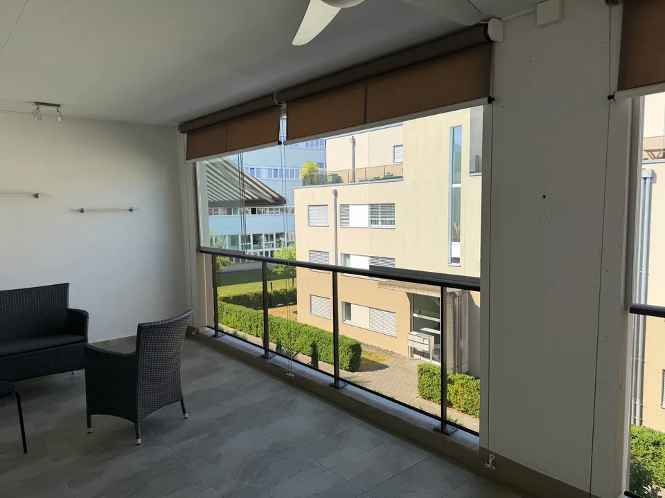 Appartamento 3.5 locali luminoso, 95 m², in posizione centrale a Steffisburg