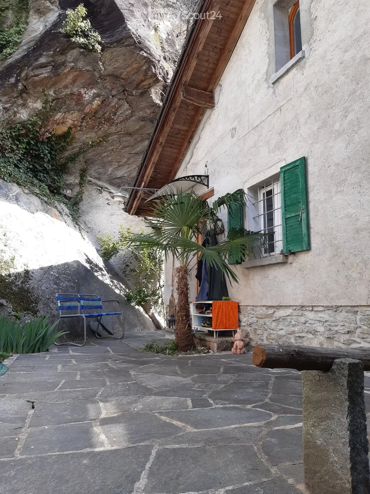 In vendita casa ticinese del 1852