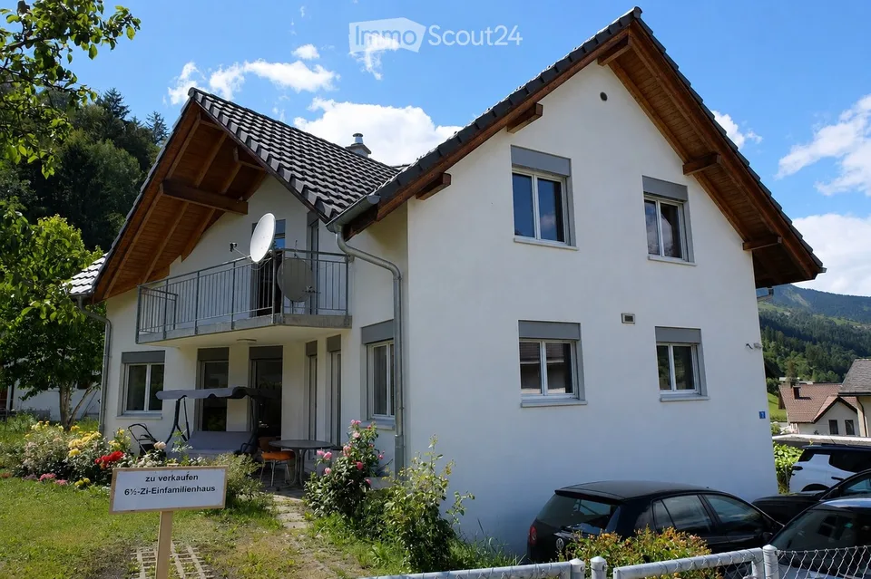 6.5-Zi.-Einfamilienhaus mit Garten und Bergsicht