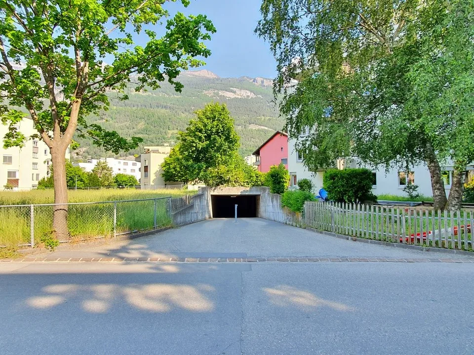 Auto-Einstellplatz in Chur zu vermieten!