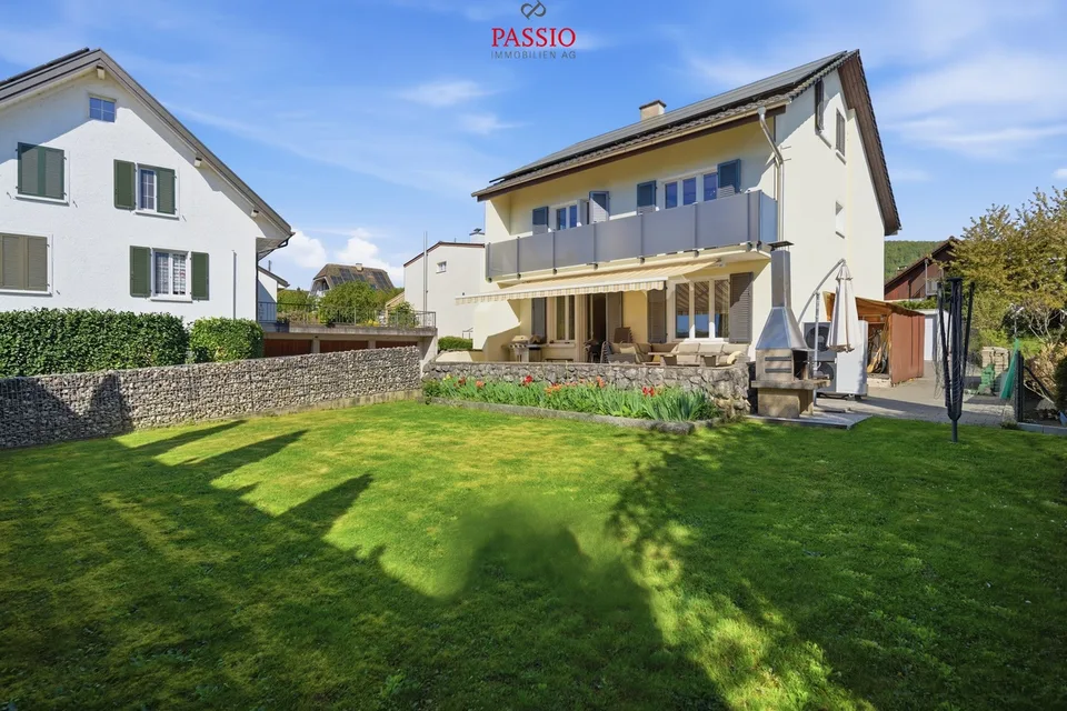 Grosszügiges Zuhause mit Gartenparadies und viel Raum