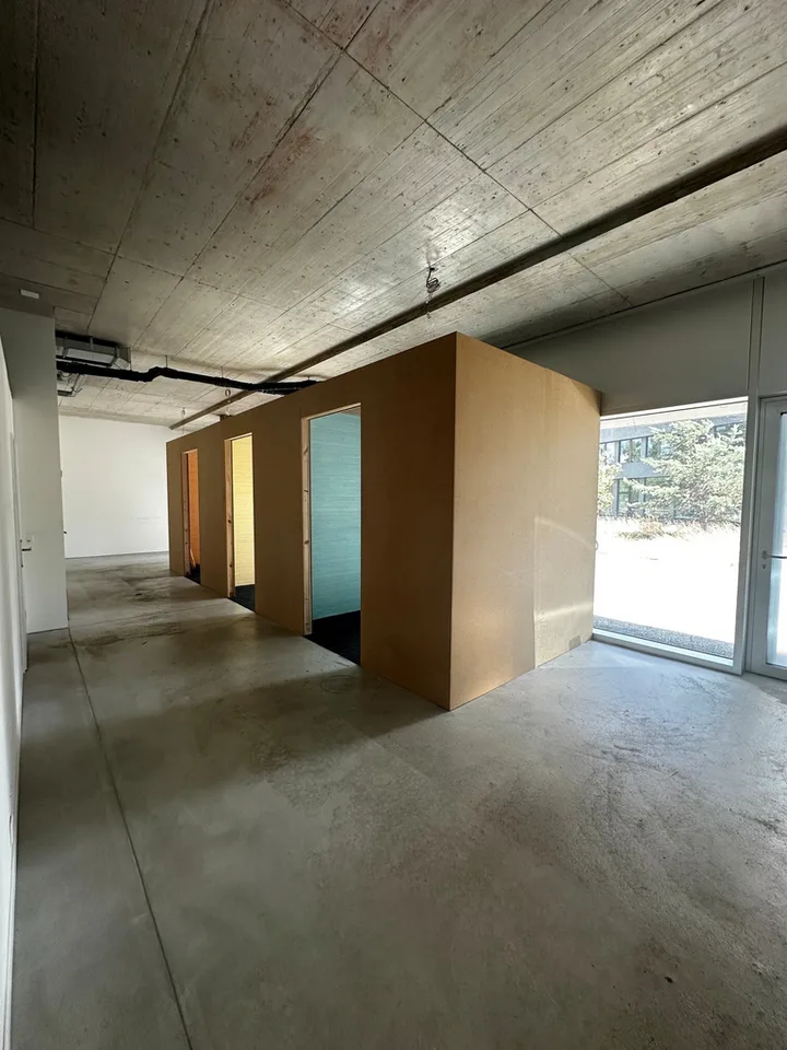 Commercial space near the highway