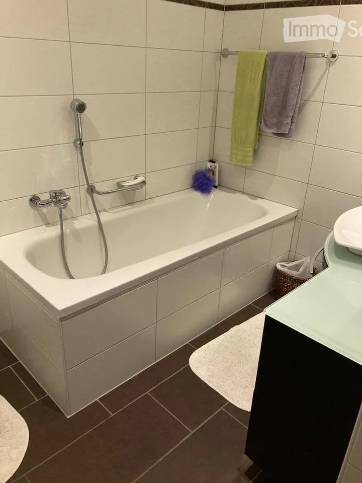 Chambre meublée Delémont. Fr 670.-- + de 6 mois fr 570.-
