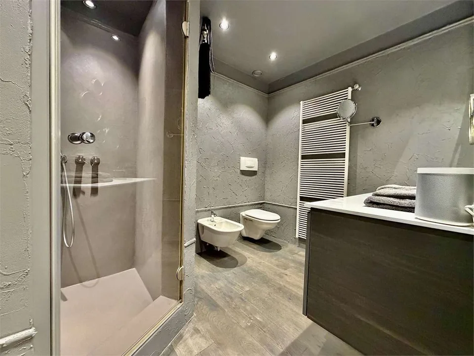 Wohnung 3.5 Zimmer mit Seeblick zur Miete in Porza (Lugano) – Foto 10 von 13