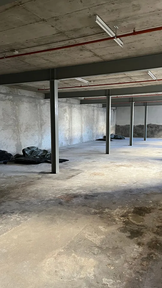 Lager/Depot von 165 m² mit Parkplatz in Balerna – Foto 9 von 12