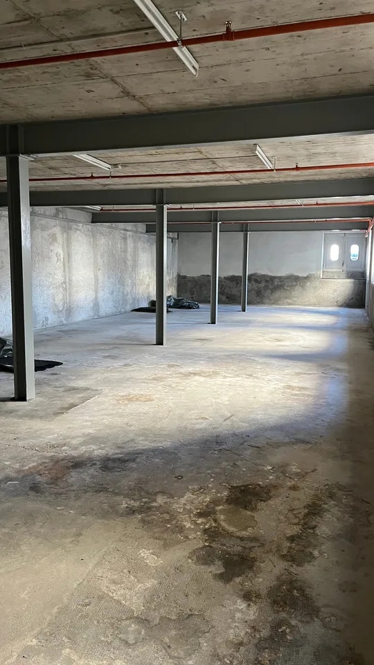 Lager/Depot von 165 m² mit Parkplatz in Balerna – Foto 11 von 12