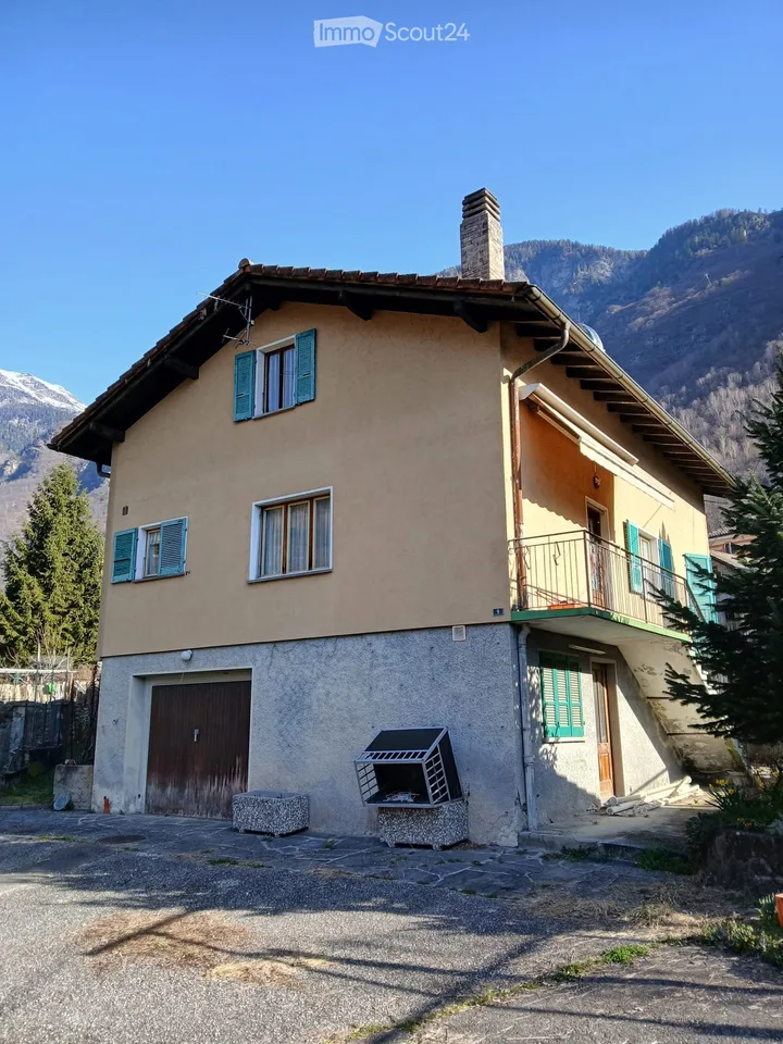 Vendesi casa unifamigliare