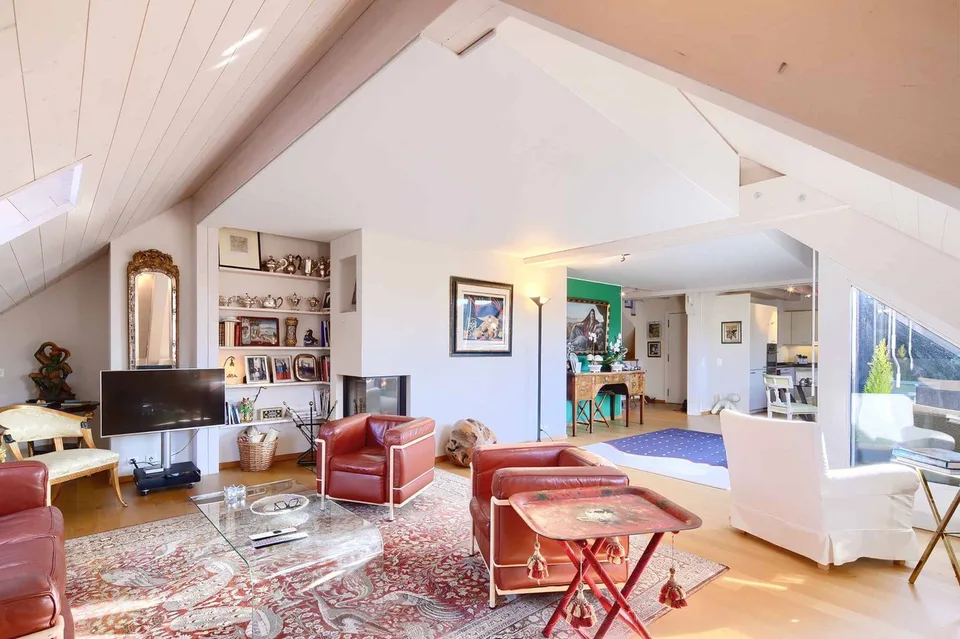 Magnifique appartement duplex de 5.5 pièces en attique