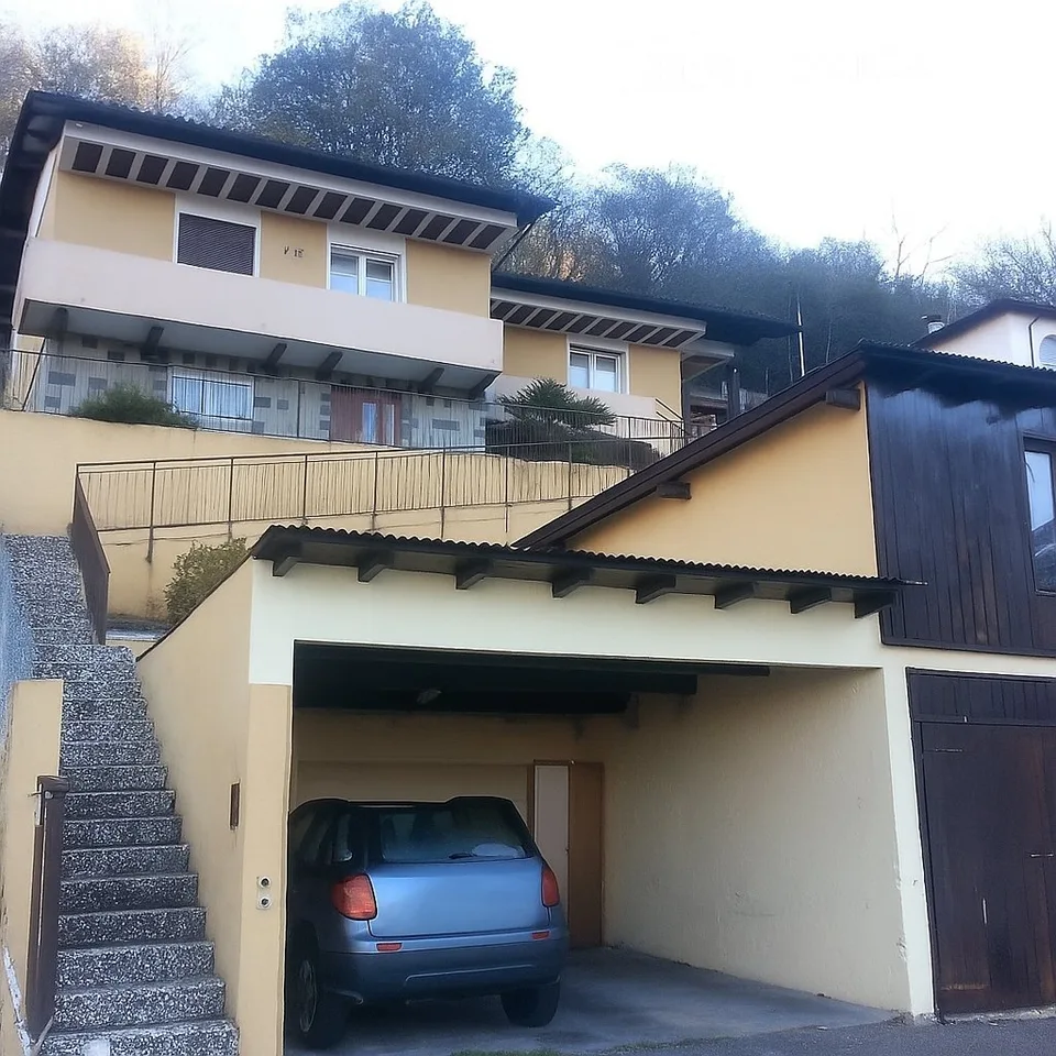 Casa indipendente in vendita a Bogno+magazzino