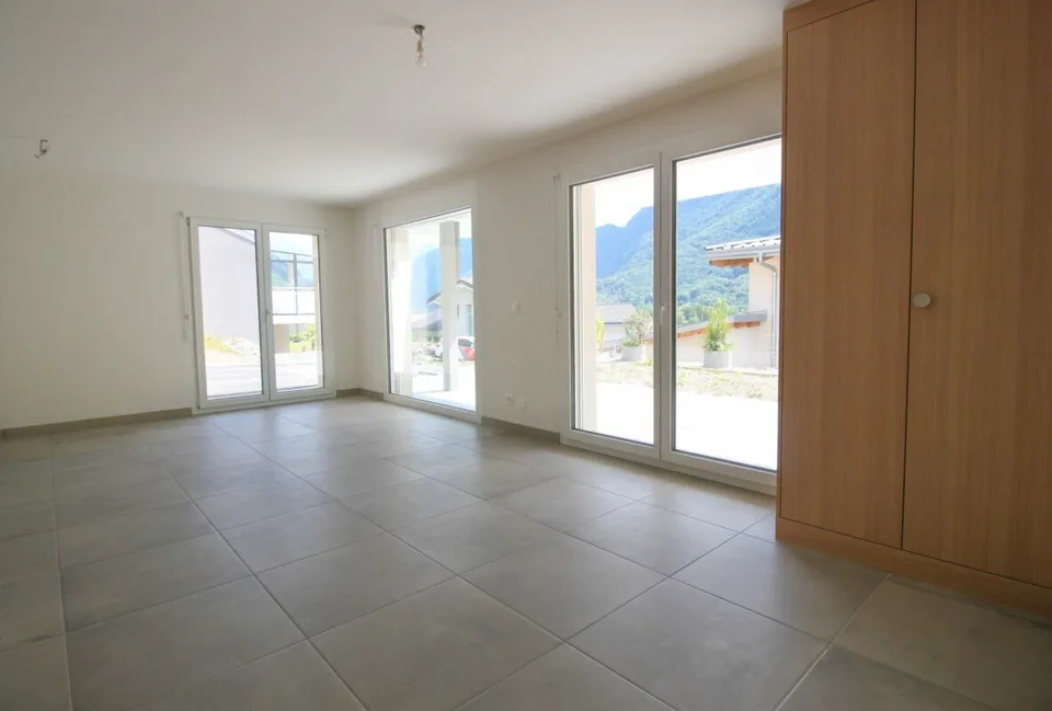 Superbo appartamento di 4.5 locali con terrazza e vista libera a Collonges
