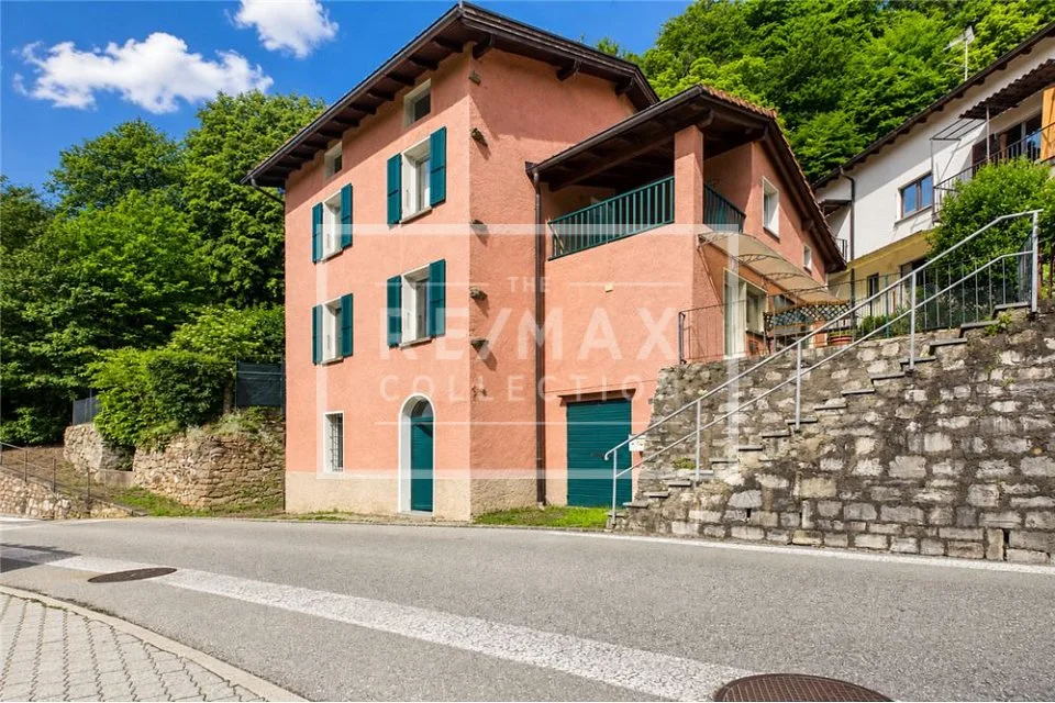 Traumhaftes Einfamilienhaus voller Charme mit Garten