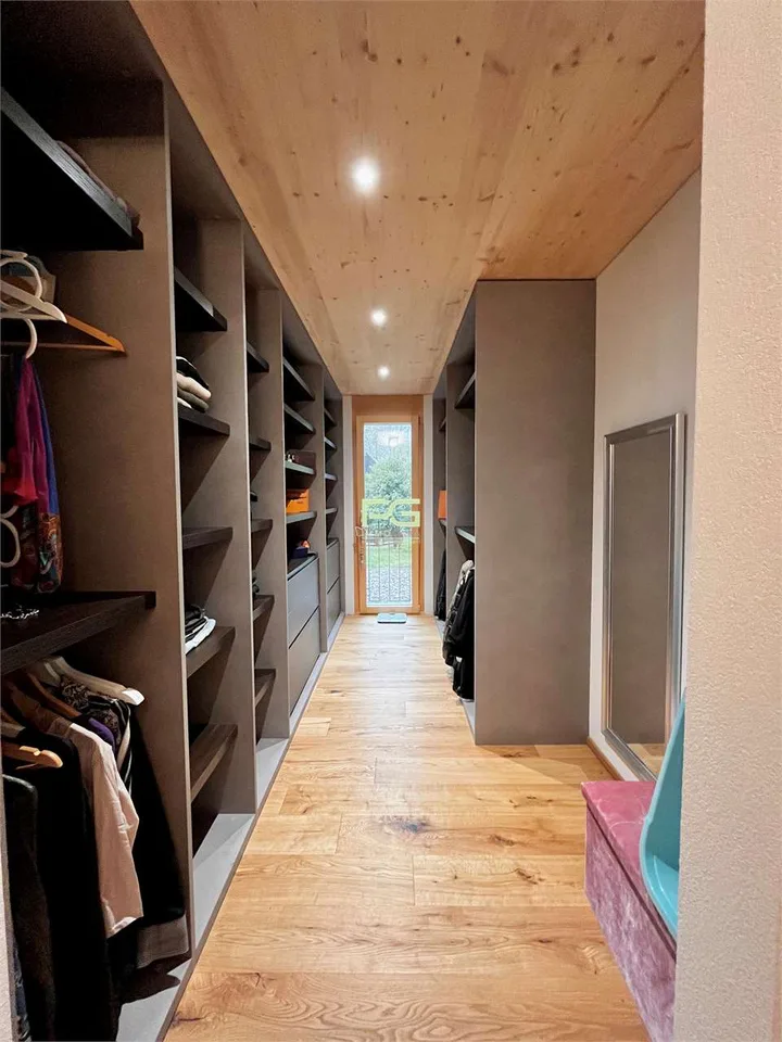Moderna casa unifamiliare in vendita – foto 8 di 12