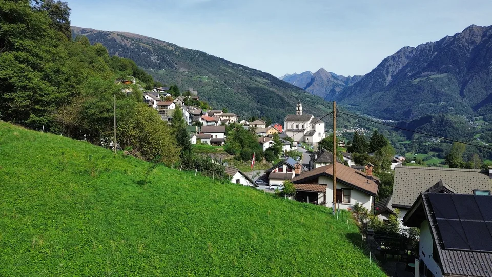Rustikales Anwesen zum Verkauf in dem wunderschönen Blenio-Tal – Foto 4 von 29