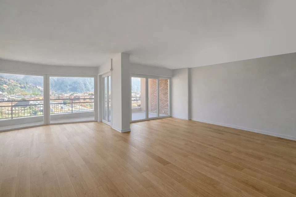 SPLENDIDO 4.5 LOCALI VISTA LAGO IN ZONA CENTRALE A LUGANO