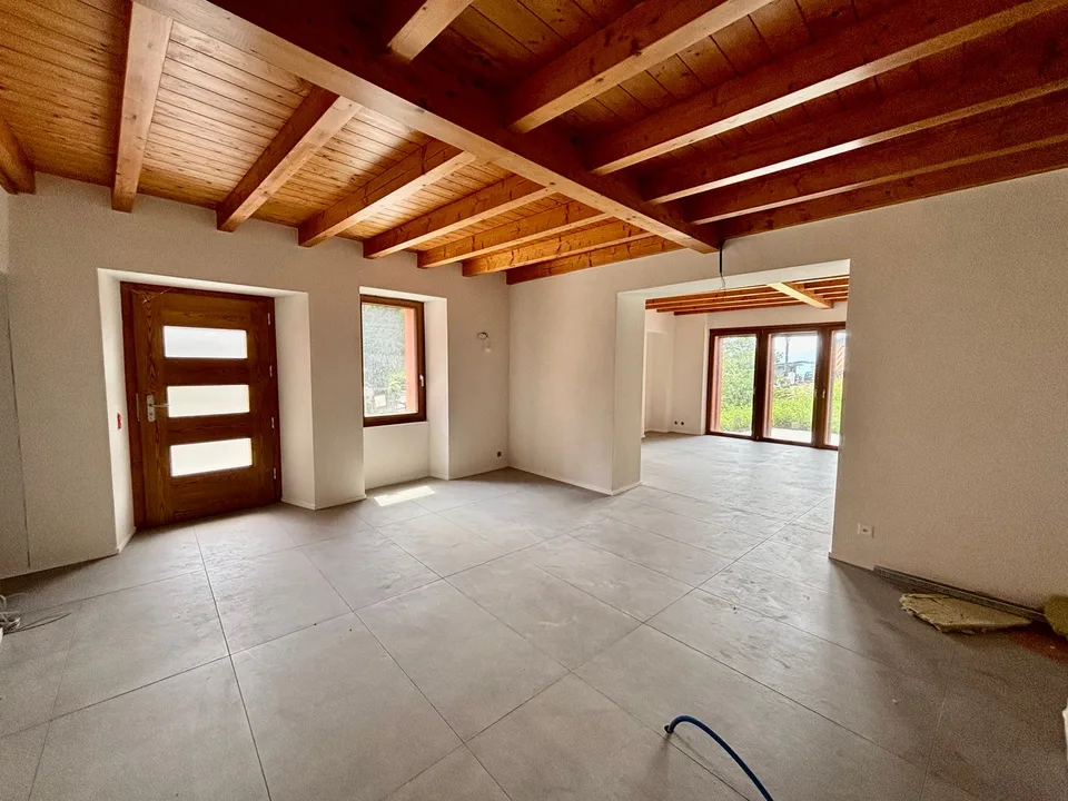 Spaziosa casa nuova con vista sul M. Rosa in contesto idilliaco