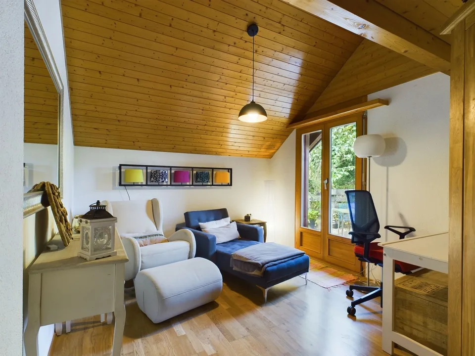 Maison de ville moderne de 4,5 pièces avec jardin à Niederbipp – photo 8 sur 27