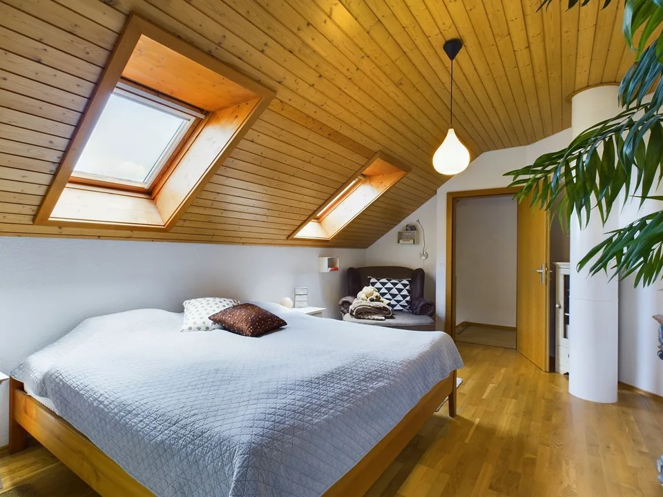 Maison de ville moderne de 4,5 pièces avec jardin à Niederbipp – photo 7 sur 27