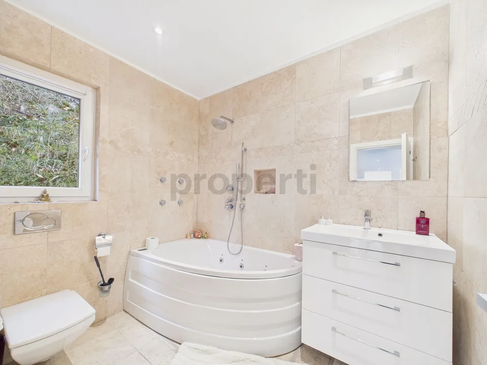 Villa di charme a Morcote con giardino e vista lago mozzafiato – foto 9 di 27