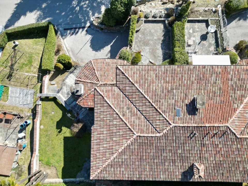 Elegante Villa im mediterranen Stil mit atemberaubendem Blick auf den Luganer Golf – Foto 15 von 16